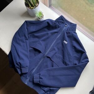 Figs Sydney Scrub Jacket in Navy size XS